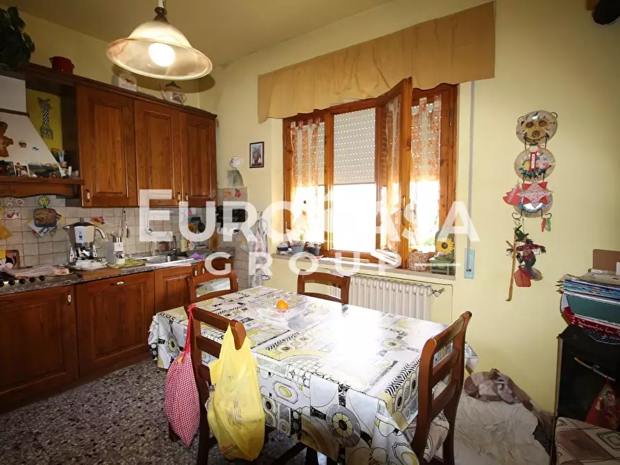 Immagine 44 di Villa in vendita  a Lucca