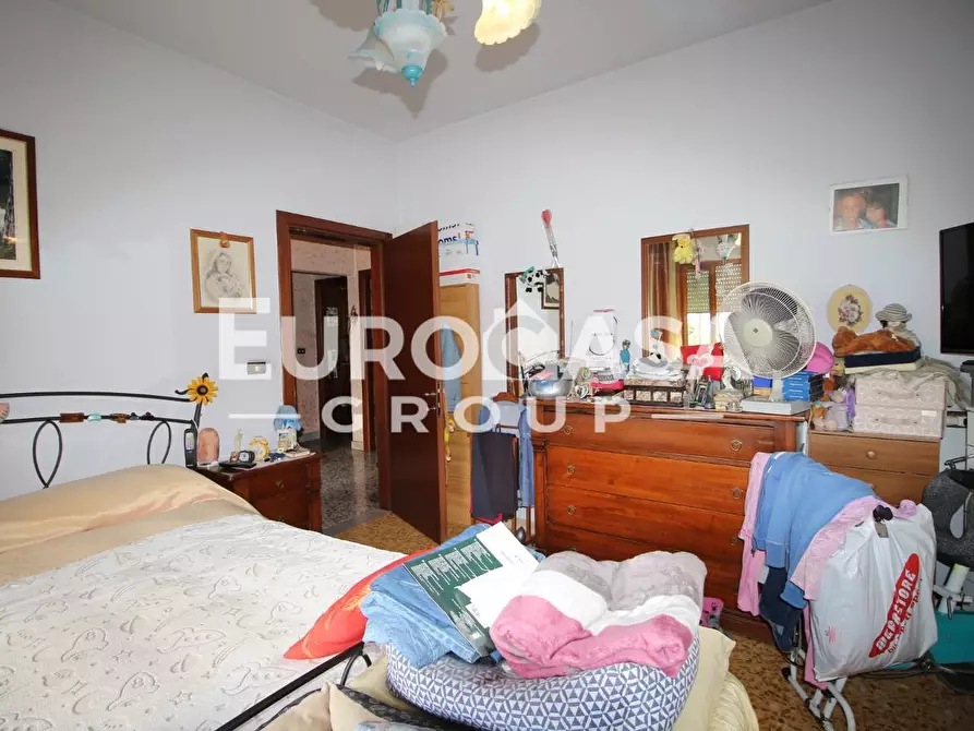 Immagine 34 di Villa in vendita  a Lucca