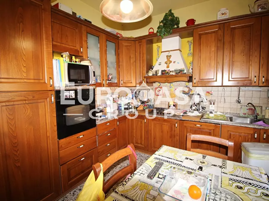 Immagine 46 di Villa in vendita  a Lucca