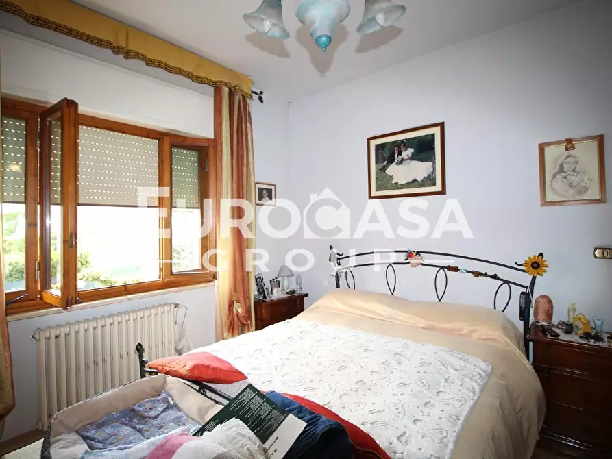 Immagine 32 di Villa in vendita  a Lucca