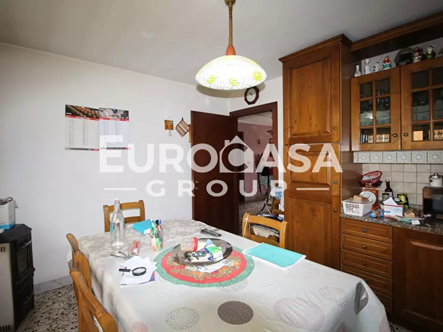 Immagine 24 di Villa in vendita  a Lucca