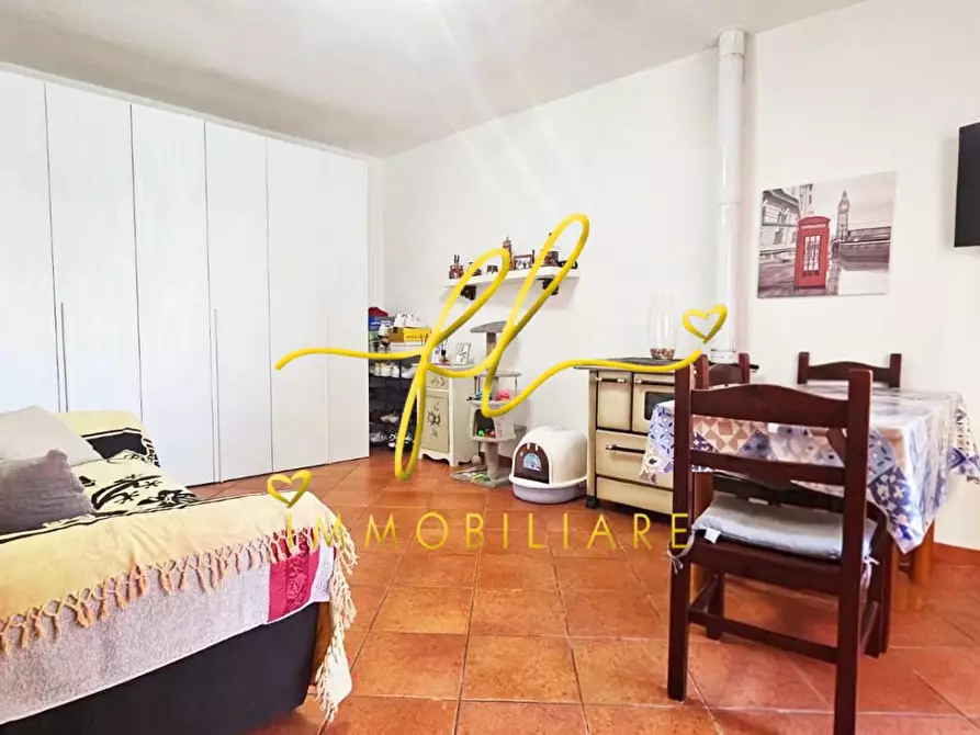 Immagine 10 di Appartamento in vendita  a Piombino