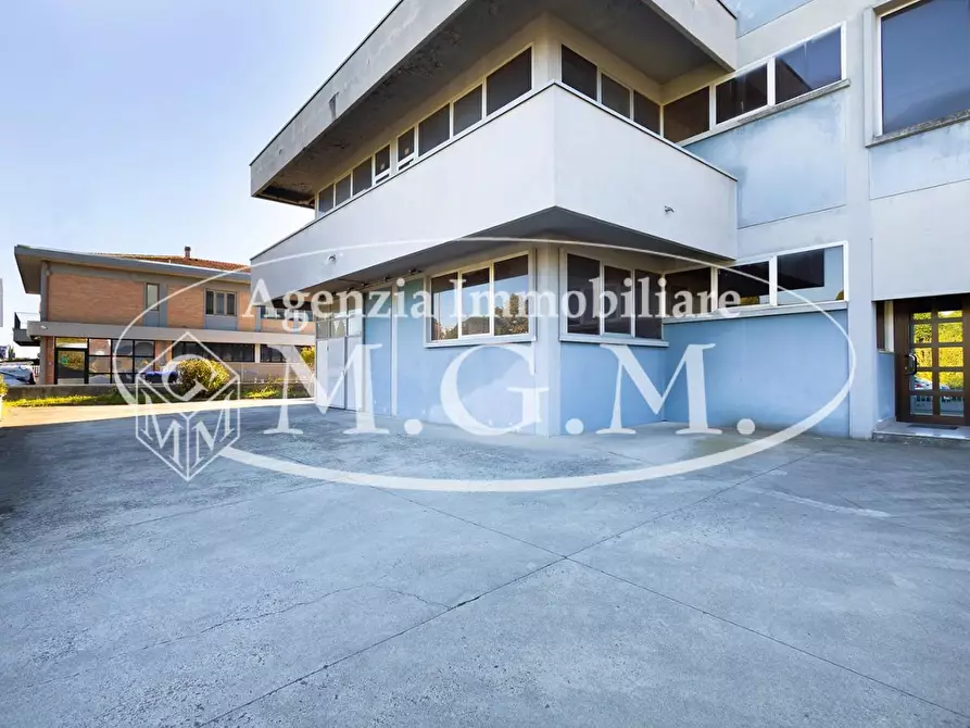 Immagine 10 di Capannone industriale in vendita  a Santa Croce Sull'arno