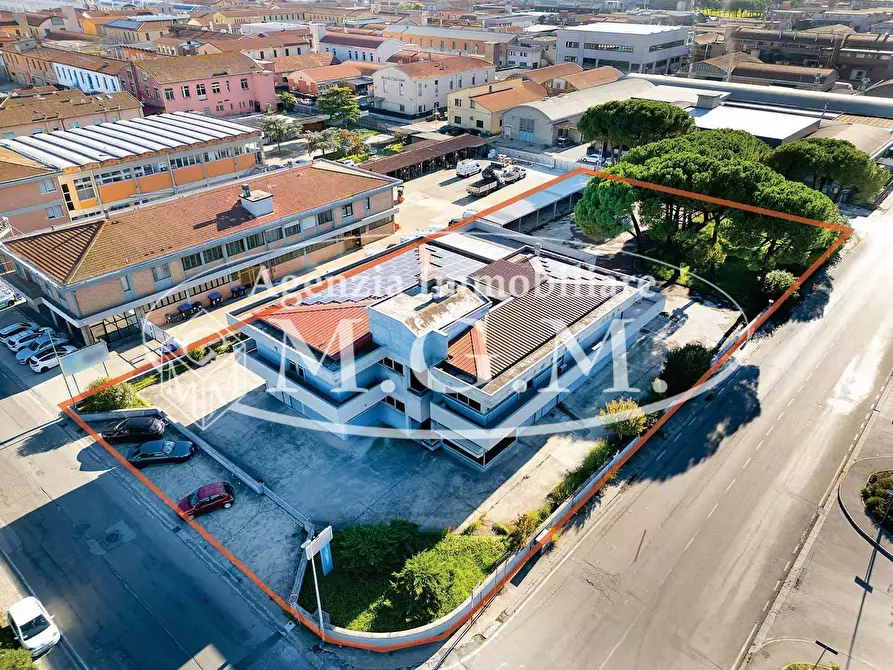 Immagine 1 di Capannone industriale in vendita  a Santa Croce Sull'arno