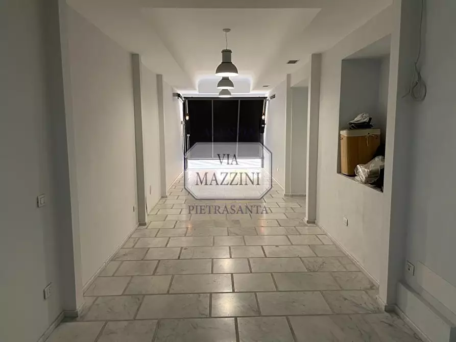 Immagine 7 di Appartamento in vendita  a Pietrasanta