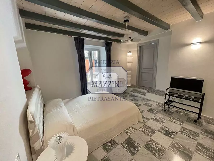 Immagine 24 di Appartamento in vendita  a Pietrasanta