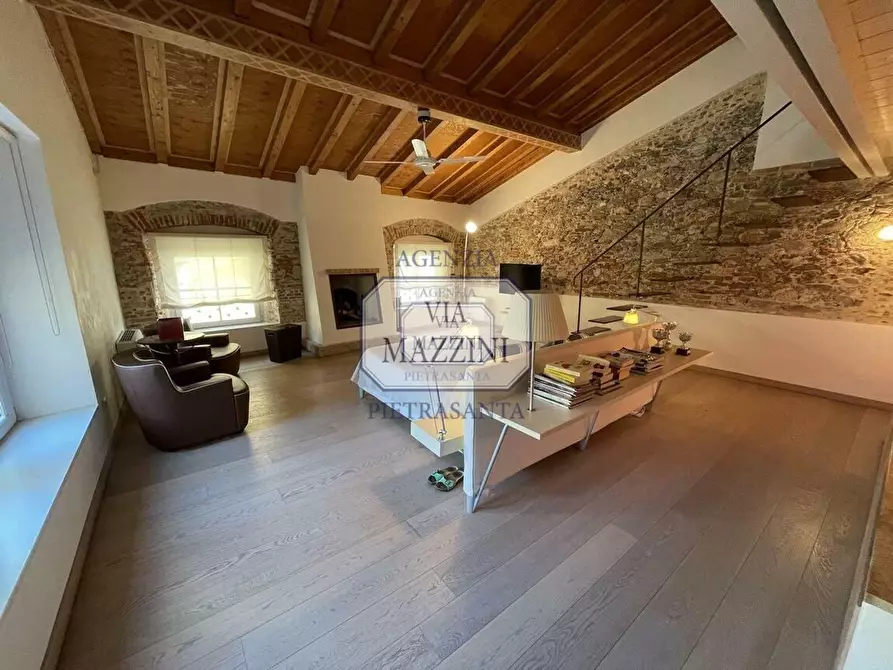 Immagine 30 di Appartamento in vendita  a Pietrasanta