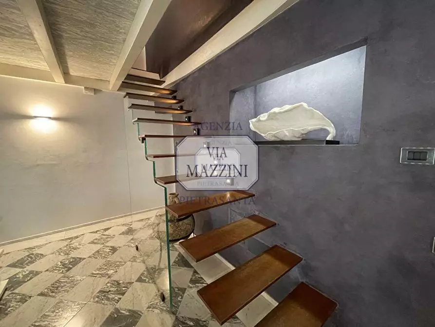Immagine 27 di Appartamento in vendita  a Pietrasanta