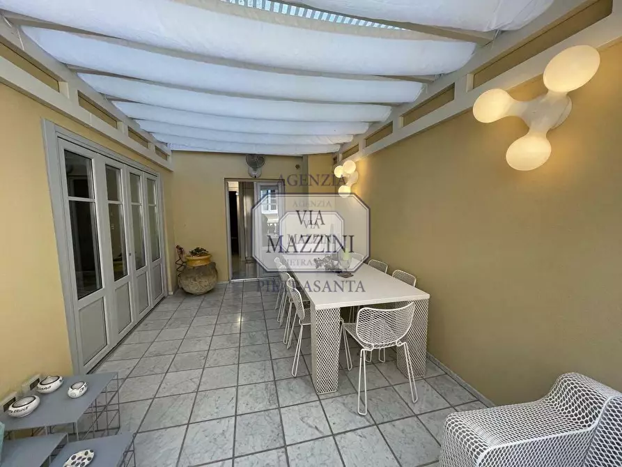 Immagine 16 di Appartamento in vendita  a Pietrasanta