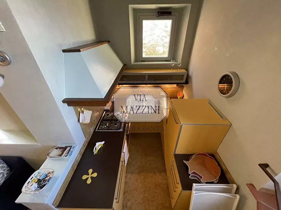 Immagine 41 di Appartamento in vendita  a Pietrasanta