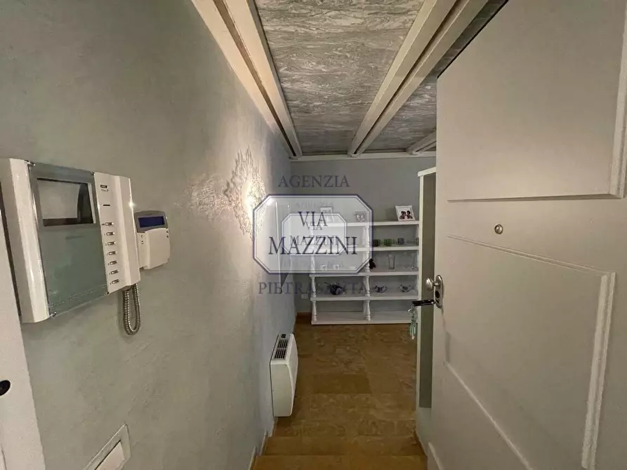 Immagine 37 di Appartamento in vendita  a Pietrasanta