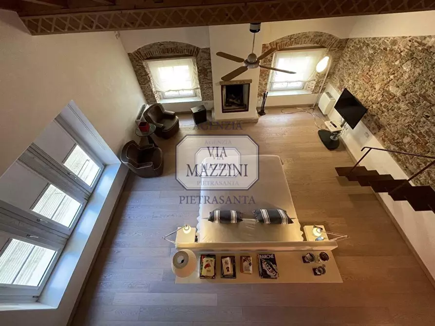 Immagine 34 di Appartamento in vendita  a Pietrasanta