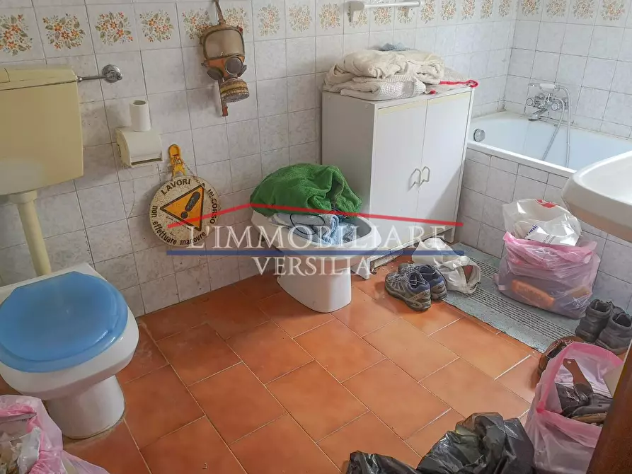 Immagine 24 di Appartamento in vendita  a Massa