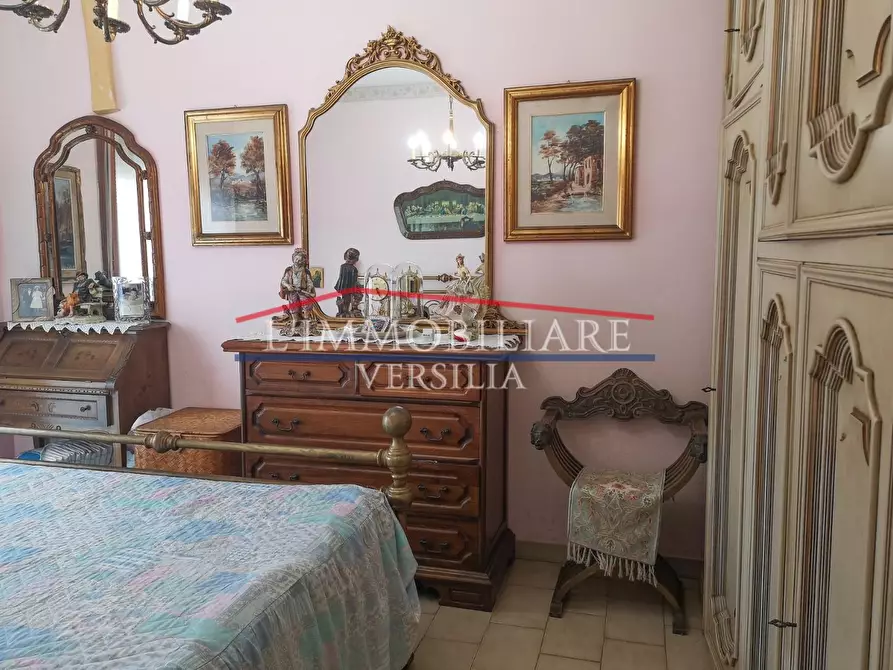 Immagine 13 di Appartamento in vendita  a Massa