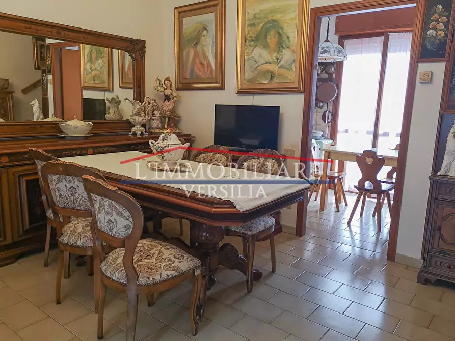 Immagine 6 di Appartamento in vendita  a Massa