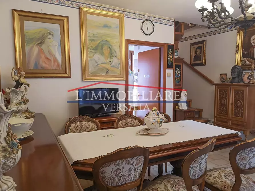 Immagine 5 di Appartamento in vendita  a Massa