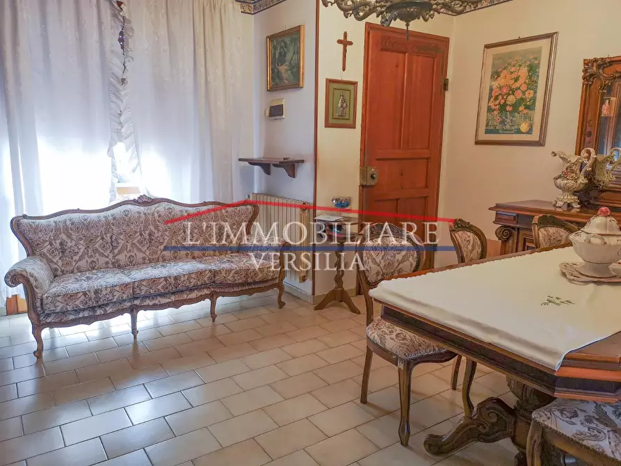 Immagine 7 di Appartamento in vendita  a Massa