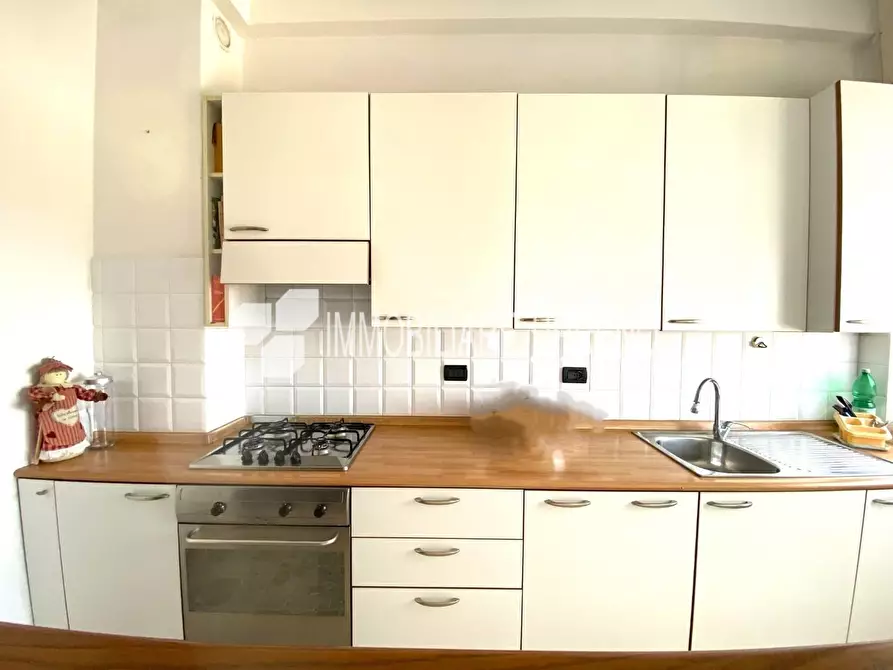 Immagine 16 di Appartamento in vendita  a Massa