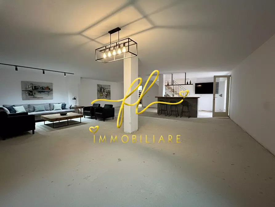 Immagine 4 di Villetta a schiera in vendita  a Livorno