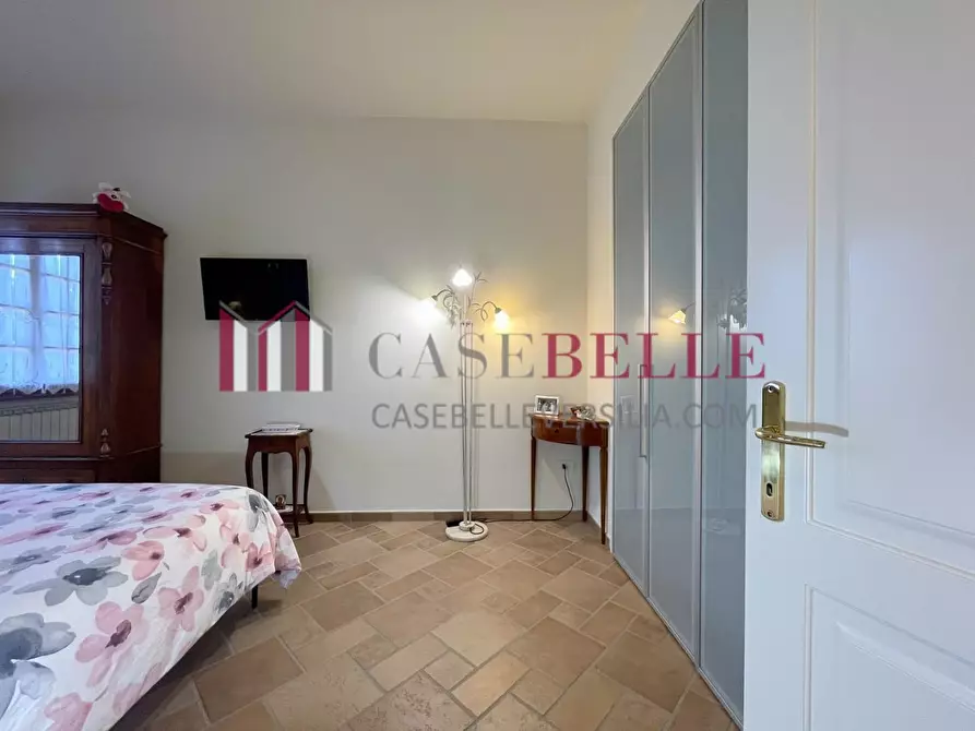 Immagine 39 di Casa indipendente in vendita  a Camaiore