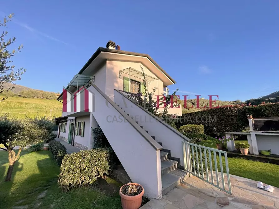 Immagine 89 di Casa indipendente in vendita  a Camaiore