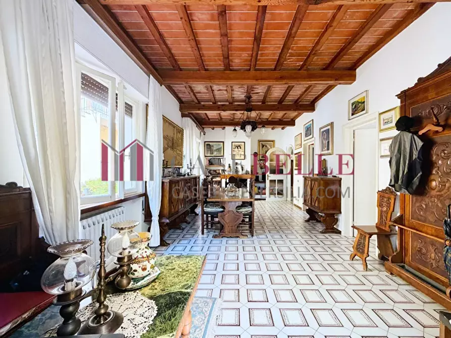Immagine 90 di Casa indipendente in vendita  a Camaiore