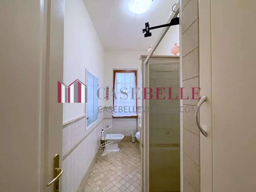 Immagine 33 di Casa indipendente in vendita  a Camaiore