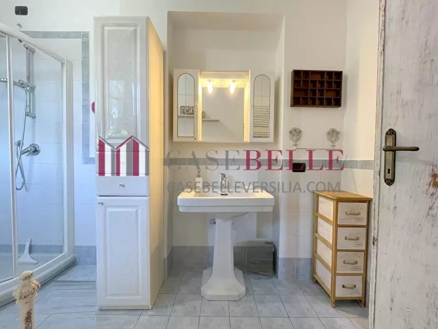 Immagine 54 di Casa indipendente in vendita  a Camaiore