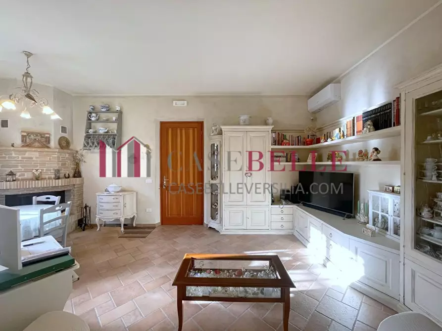 Immagine 50 di Casa indipendente in vendita  a Camaiore