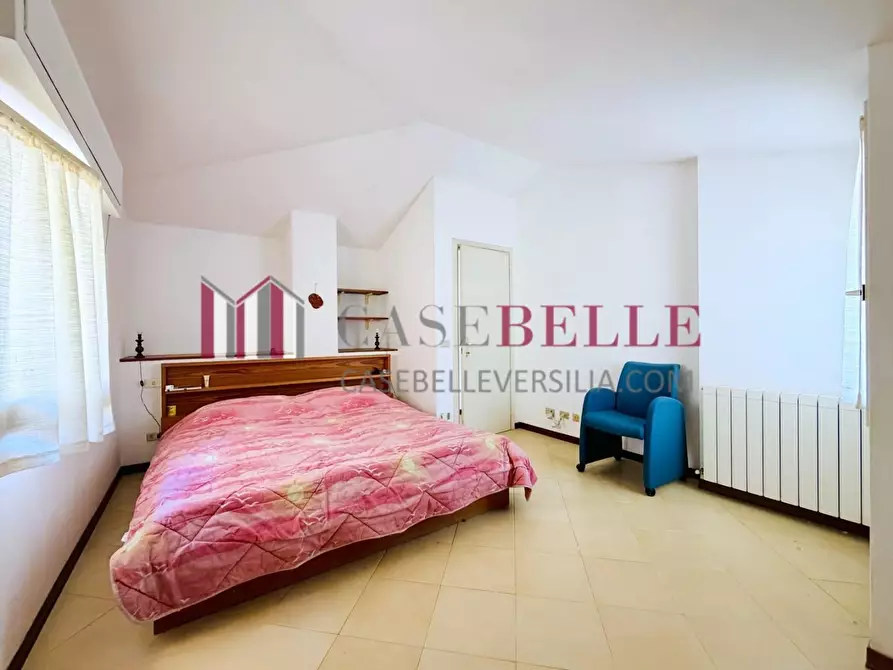 Immagine 125 di Casa indipendente in vendita  a Camaiore