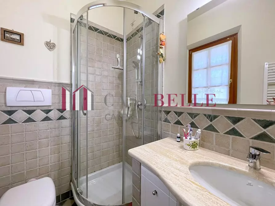 Immagine 16 di Casa indipendente in vendita  a Camaiore