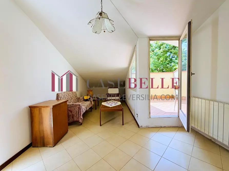 Immagine 118 di Casa indipendente in vendita  a Camaiore