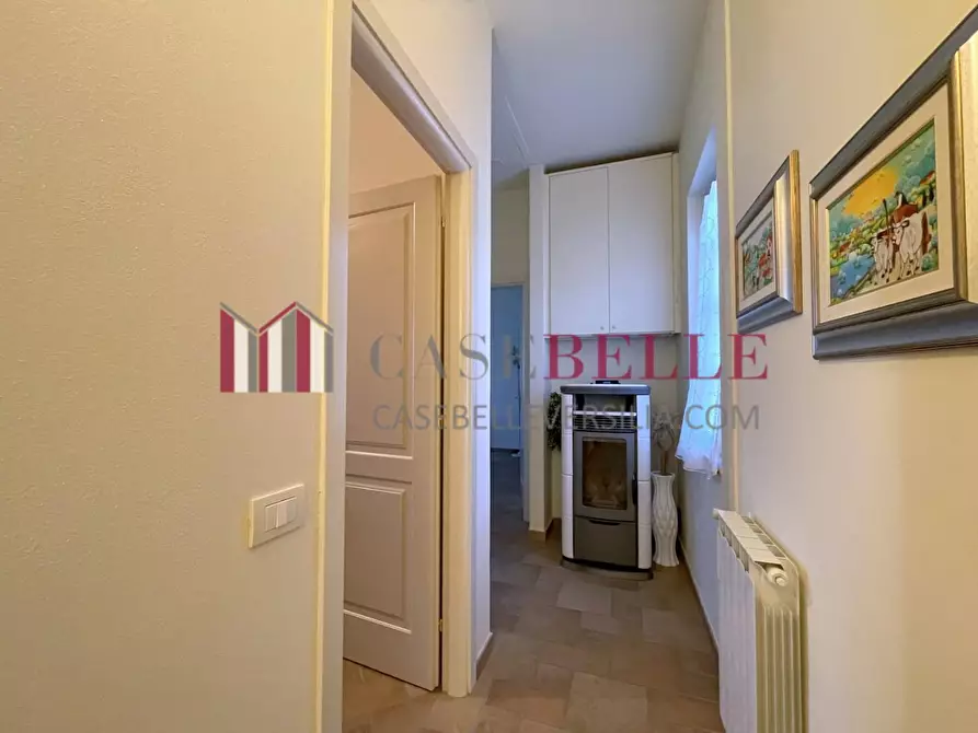 Immagine 25 di Casa indipendente in vendita  a Camaiore