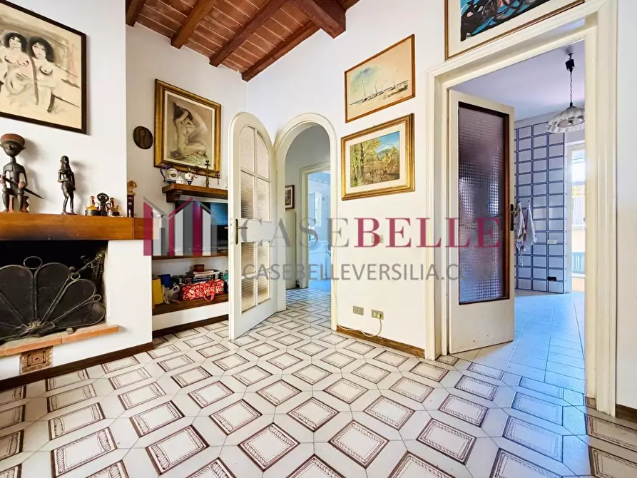 Immagine 98 di Casa indipendente in vendita  a Camaiore