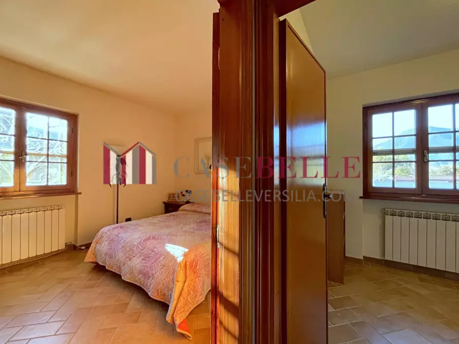 Immagine 77 di Casa indipendente in vendita  a Camaiore