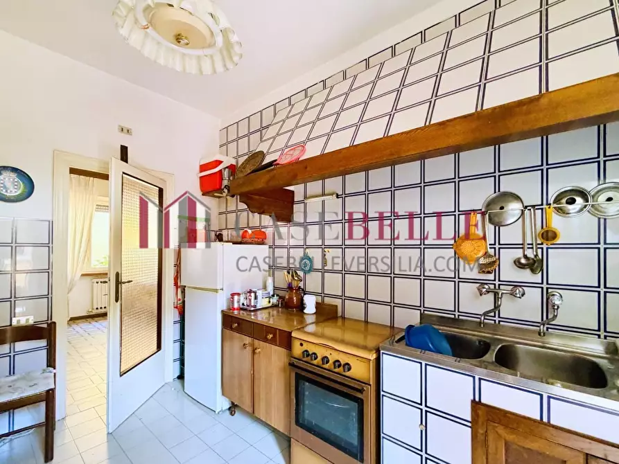 Immagine 96 di Casa indipendente in vendita  a Camaiore