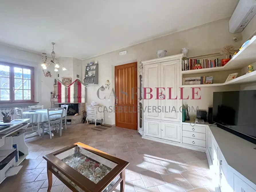 Immagine 48 di Casa indipendente in vendita  a Camaiore