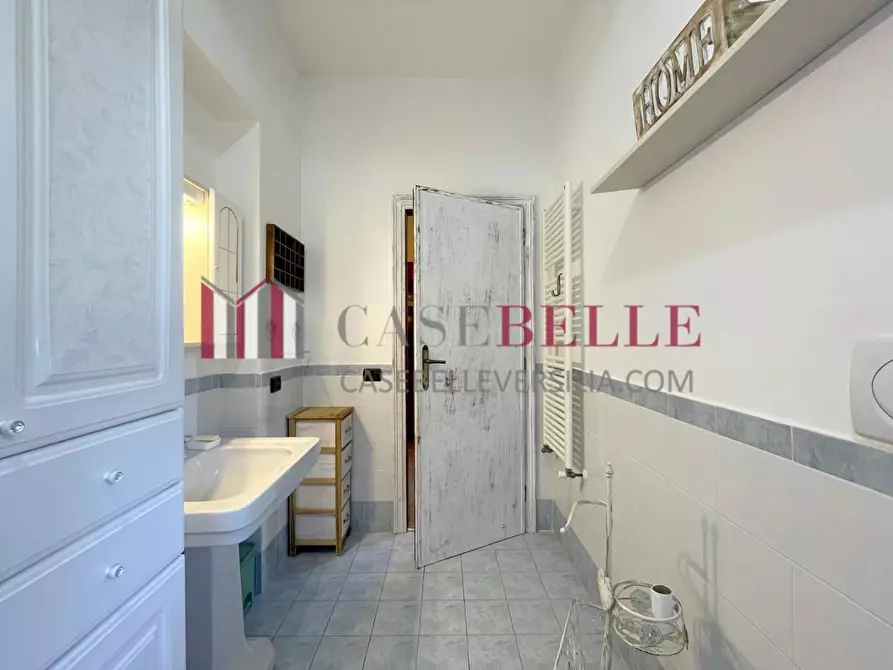 Immagine 56 di Casa indipendente in vendita  a Camaiore