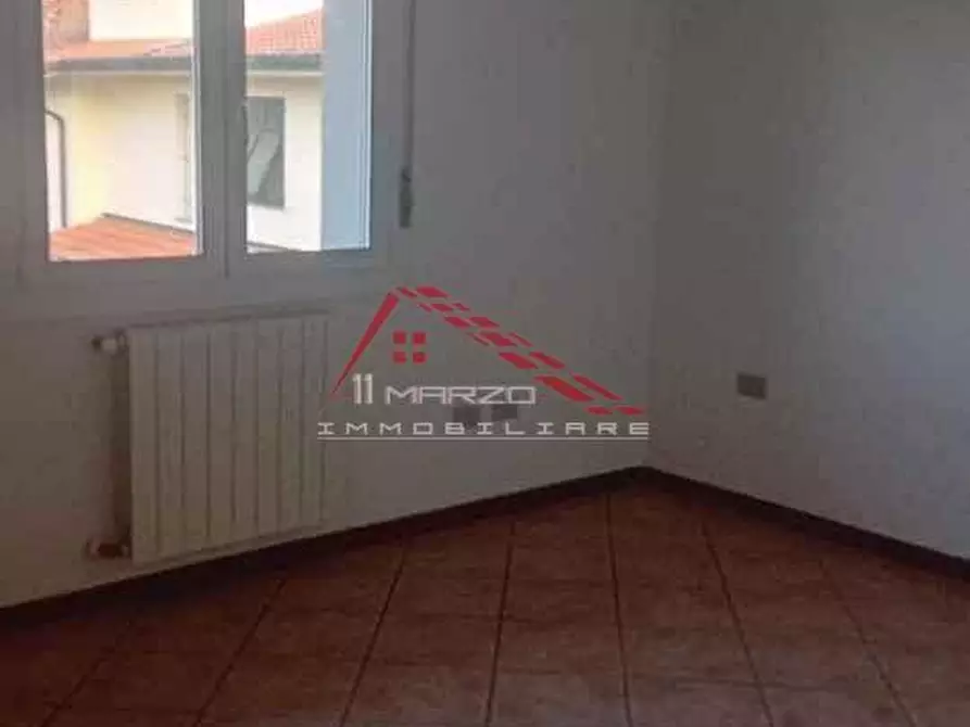 Immagine 11 di Appartamento in vendita  a Santa Croce Sull'arno