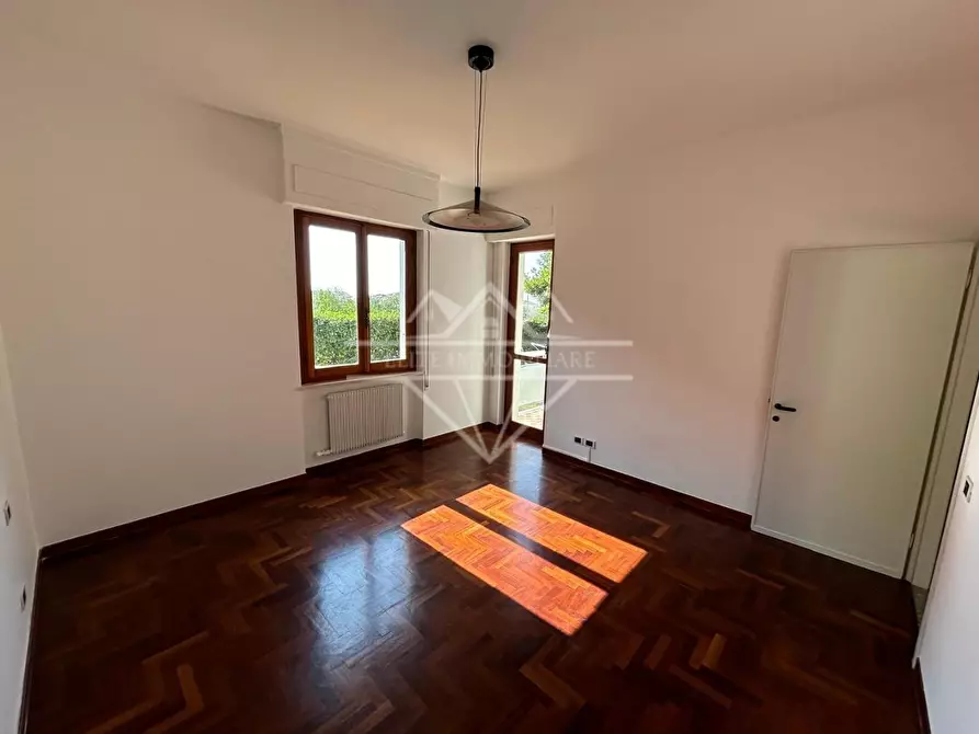 Immagine 15 di Appartamento in vendita  a Castelnuovo Magra