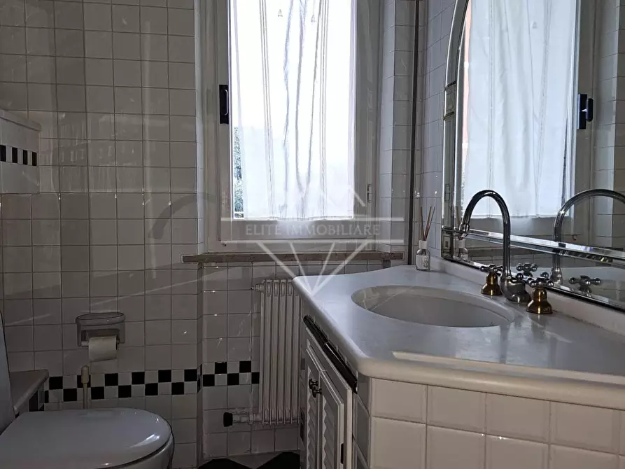 Immagine 20 di Appartamento in vendita  a Castelnuovo Magra