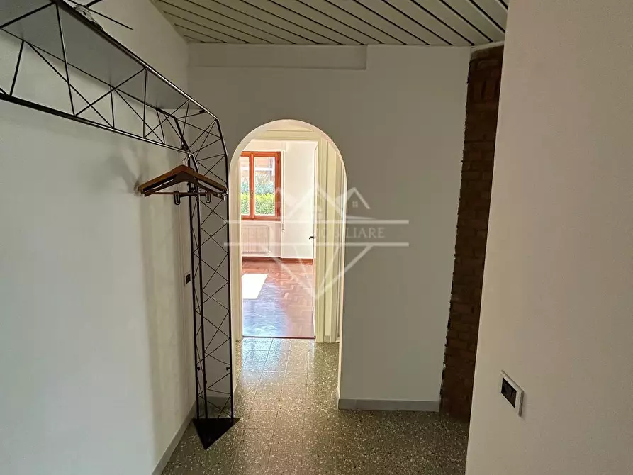 Immagine 8 di Appartamento in vendita  a Castelnuovo Magra