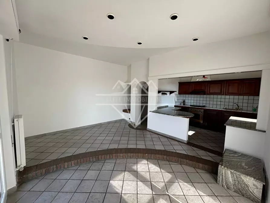 Immagine 3 di Appartamento in vendita  a Castelnuovo Magra