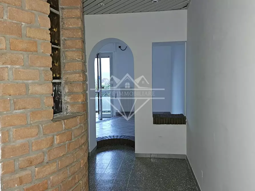 Immagine 10 di Appartamento in vendita  a Castelnuovo Magra