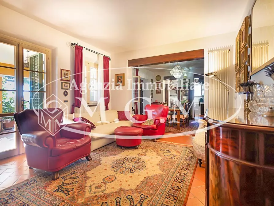 Immagine 10 di Villa in vendita  a Santa Maria A Monte