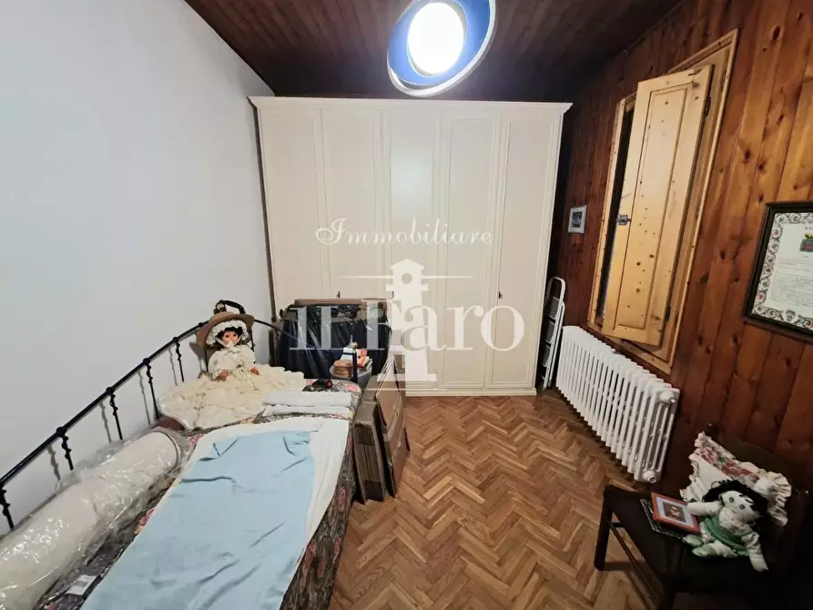 Immagine 17 di Terratetto in vendita  a Campi Bisenzio