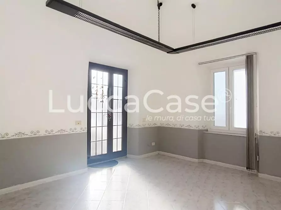 Immagine 1 di Ufficio in affitto  a San Giuliano Terme