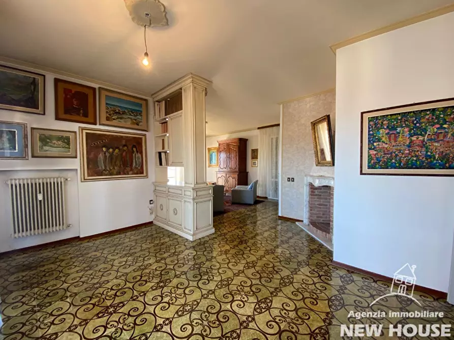 Immagine 23 di Mansarda in vendita  a Pisa