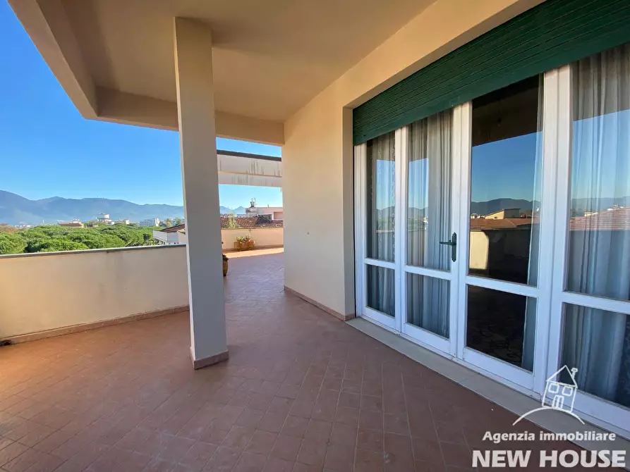 Immagine 92 di Mansarda in vendita  a Pisa