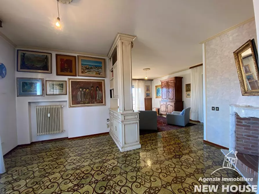 Immagine 20 di Mansarda in vendita  a Pisa